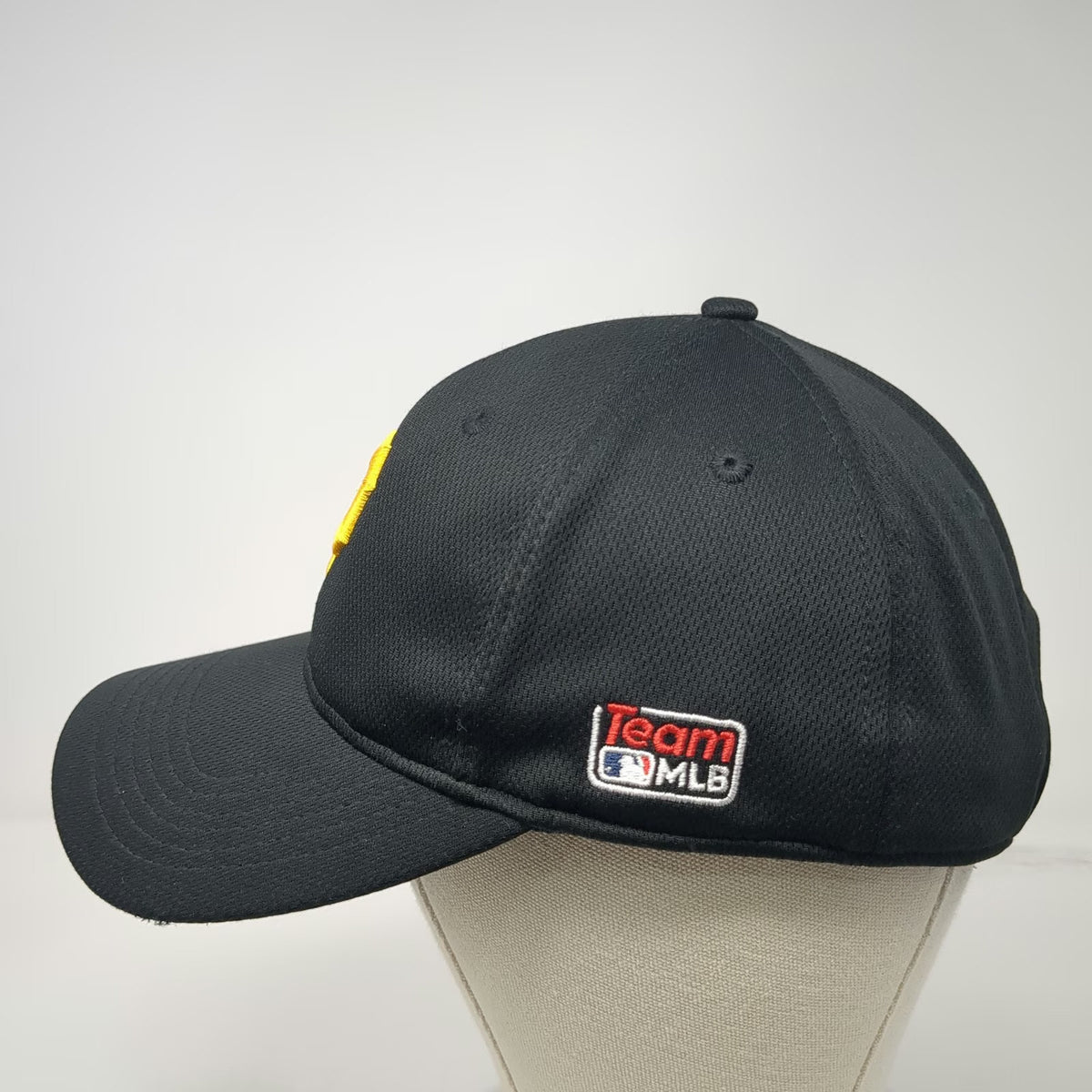 OC Sports Pittsburgh Pirates MLB Baseball Cap Black One Size Strapback P Logo