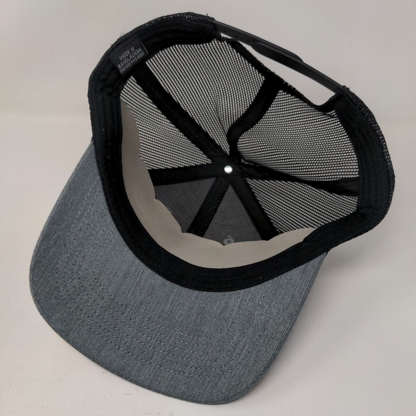 Scheels Meridian Snapback Trucker Hat Gray OSFM Adjustable Mesh Back W/Tags