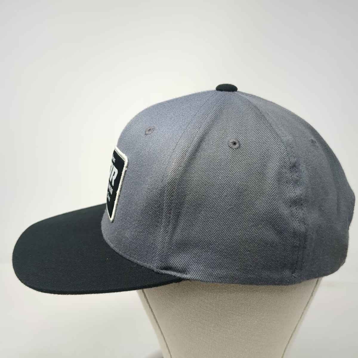 THOR Snapback Gray One Size Original Racewear Dirtbike Goods Patch Hat Black