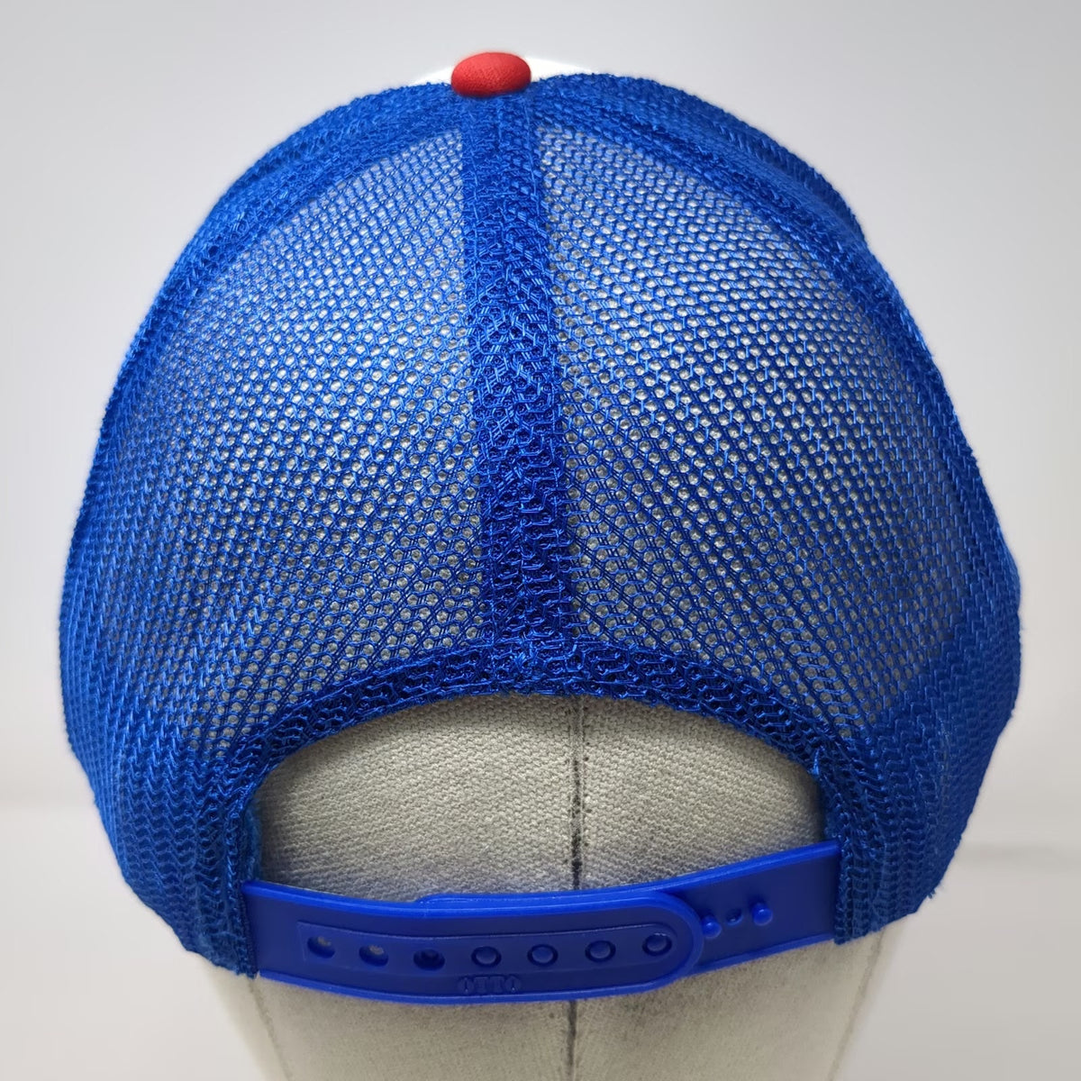 Otto Trucker Hat White Blue Red One Size Mesh Back Snapback Hot Dog Shot Graphic