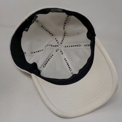 Oakley Men's Fitted Hat White Size L/XL 3D Logo Classic Low Flex