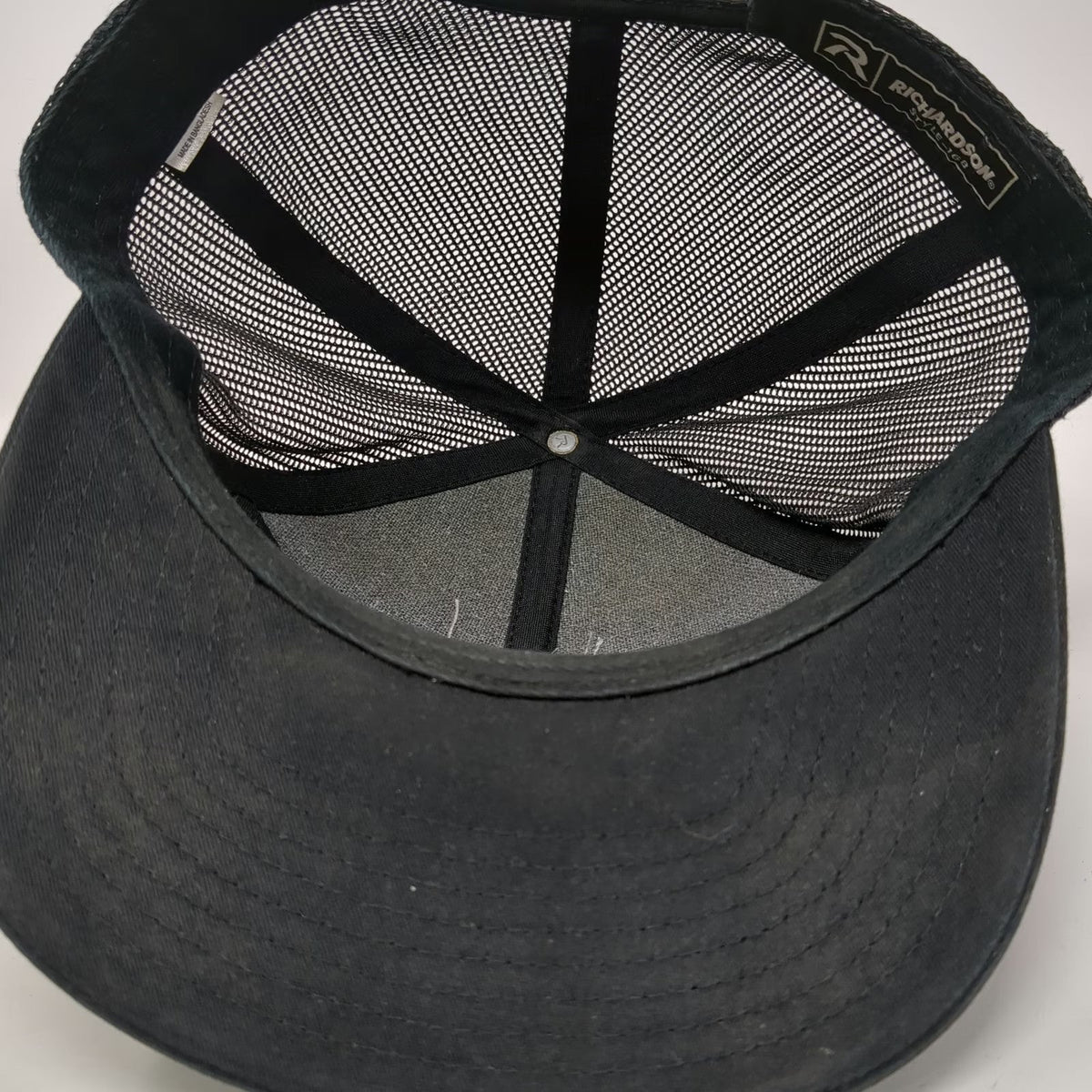 Richardson Trucker Hat Black One Size A&P Helicopters Mesh Snapback Embroidery