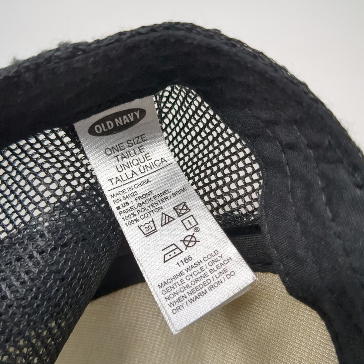 Old Navy Trucker Hat Blue Black One Size Scuba Diver Underwater Graphic Snapback