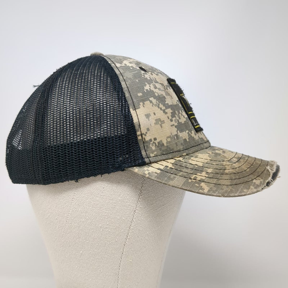 U.S. Army Trucker Hat Gray Camo One Size Distressed Snapback Mesh Star Patch