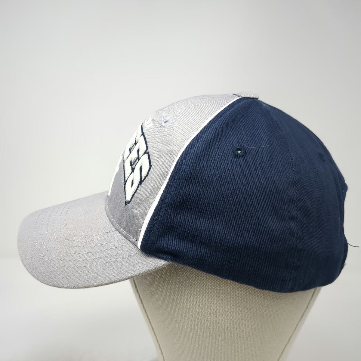 New York Yankees MLB Fan Favorite Baseball Cap Gray Blue One Size Strapback Hat