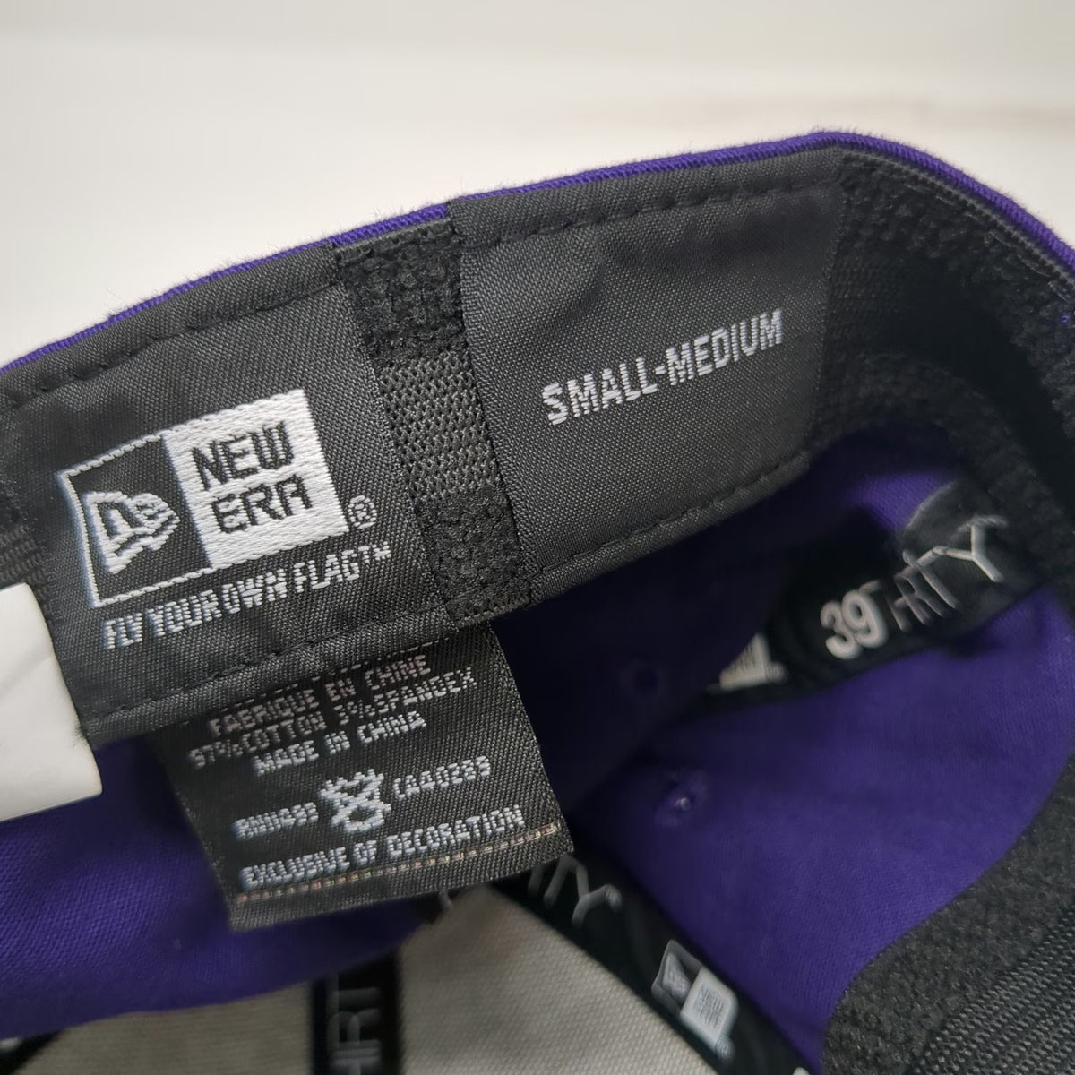 New Era Baseball Cap Purple M Stretch Fit 39THIRTY Blank Structured 6 Panel Hat