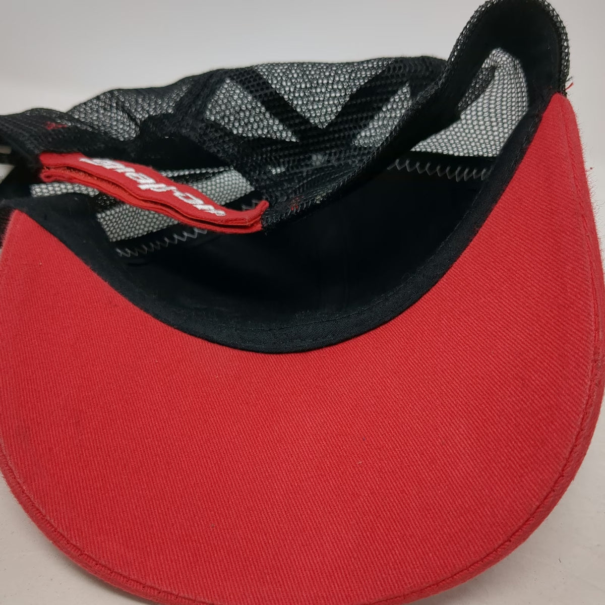 Snap-on Baseball Cap Red One Size Trucker Mesh Rock N Roll Cab Express Patch Hat