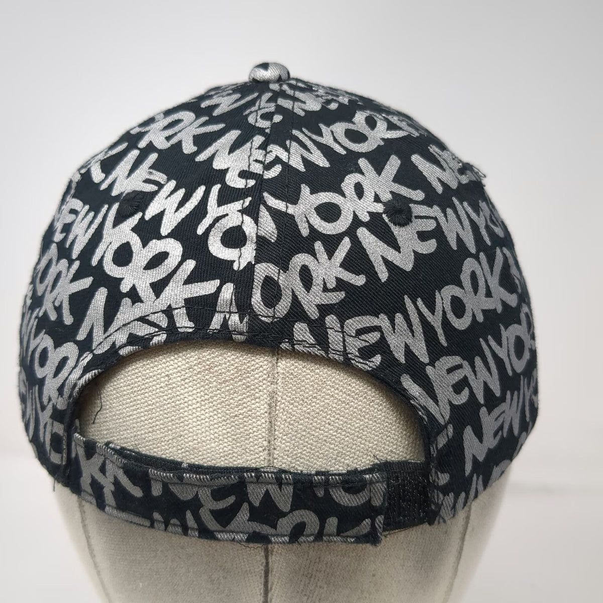 Robin Ruth New York Baseball Cap Black Gray One Size Allover Print City Hat