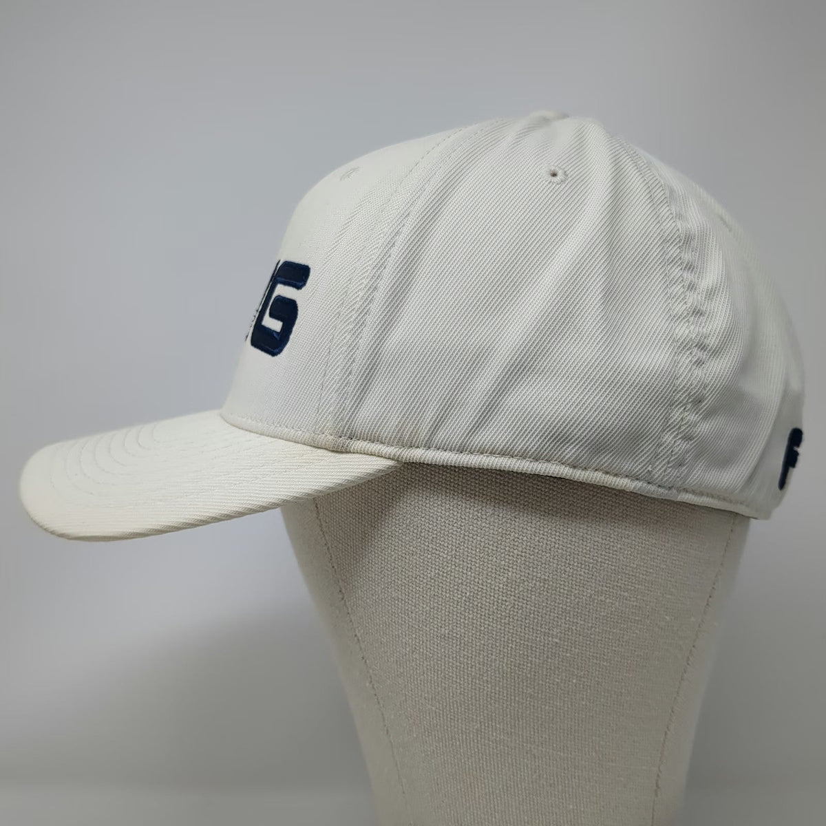 PING 5 Panel Hat White XL Embroidered Logo Stretch Fit Nylon Blend Golf Cap
