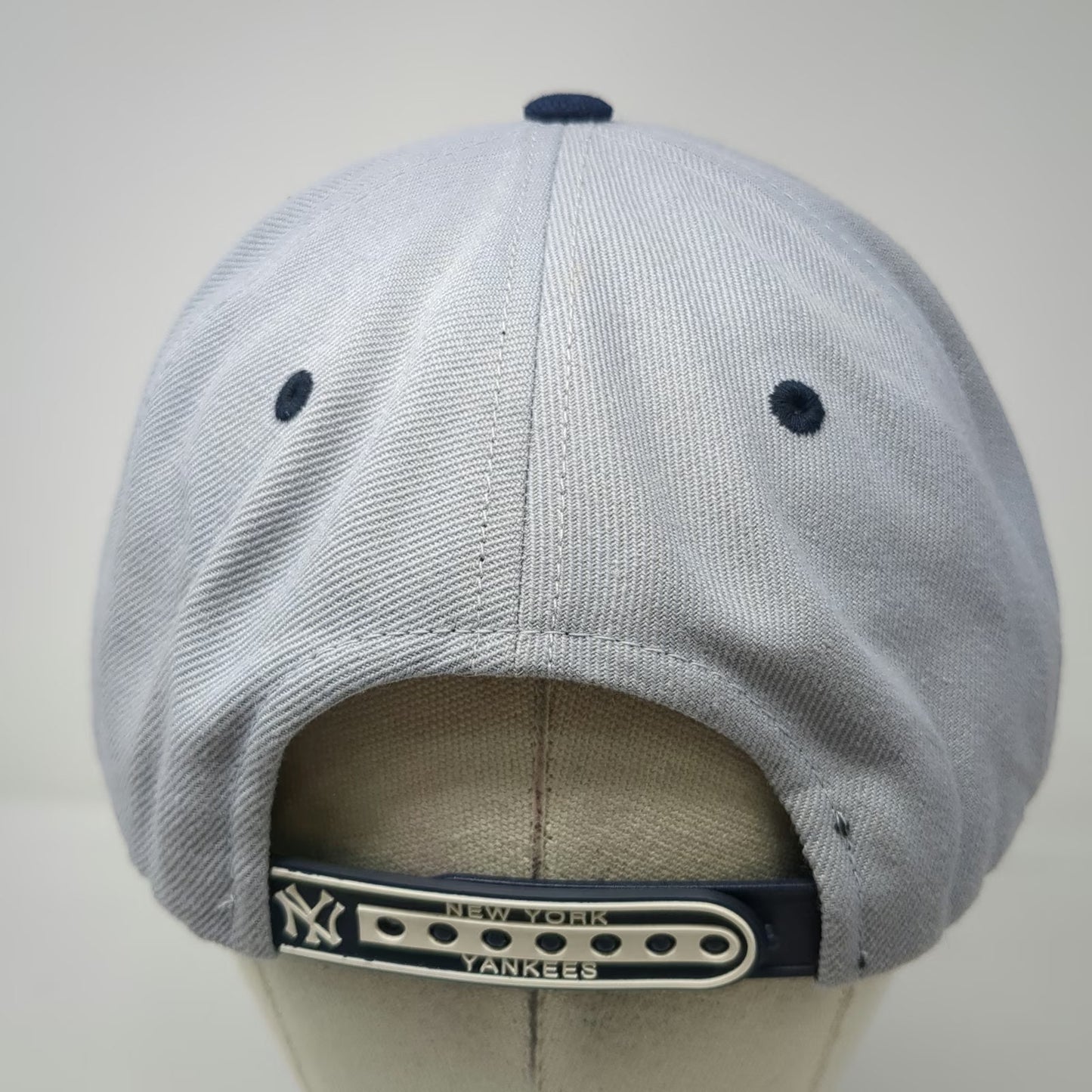 New York Yankees MLB American Needle Snapback Gray Blue Hat One Size Green Brim