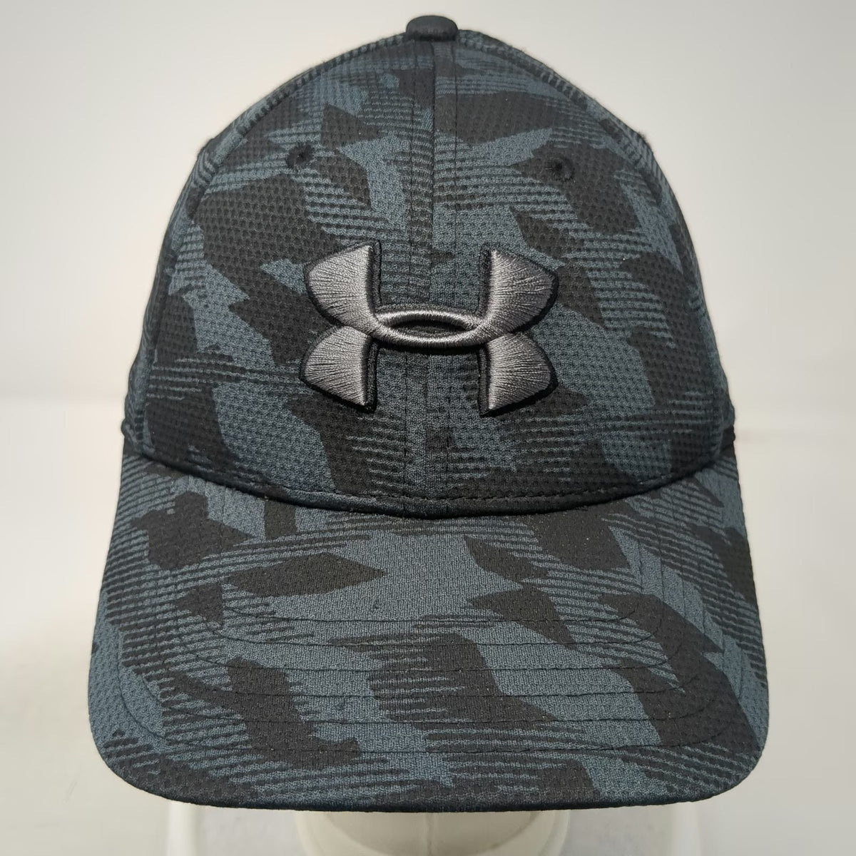 Under Armour Baseball Cap Gray L Camo Stretch Fit Hat Embroidered Logo Athletic