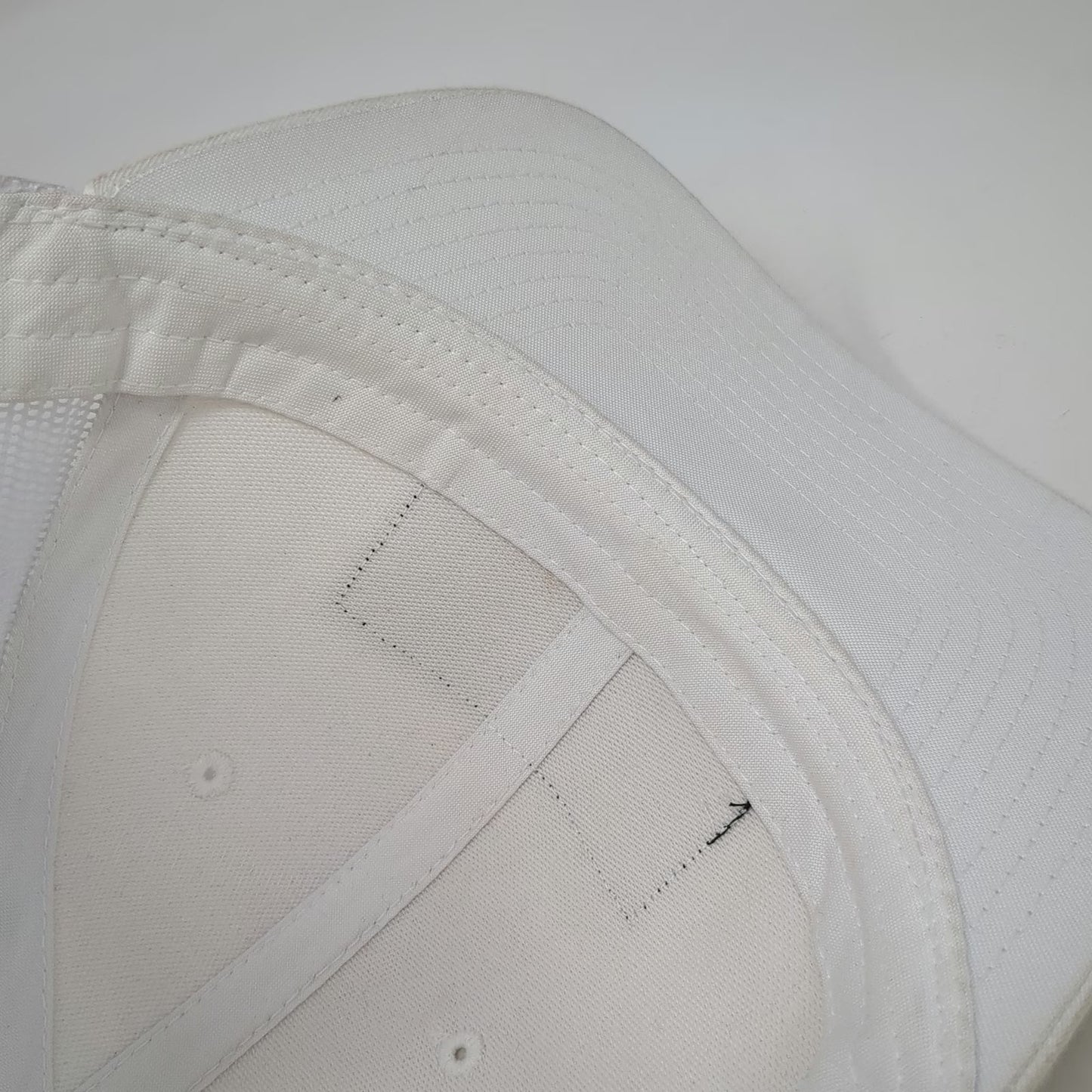 Yupoong Trucker Hat White One Size Rubrik Mountain Landscape Patch Snapback Mesh