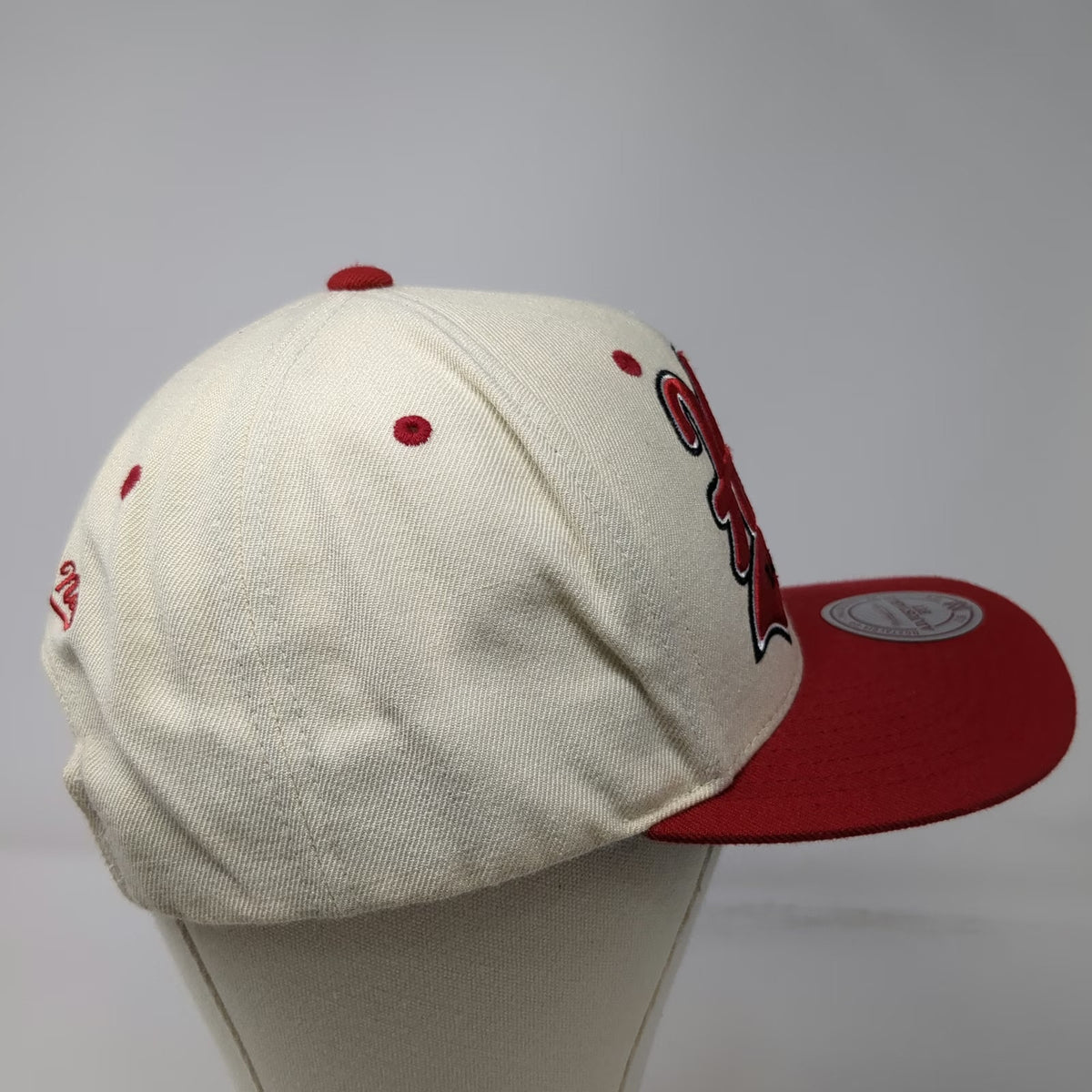 Mitchell & Ness Miami Heat NBA Snapback Hat White Red One Size Green Underbrim