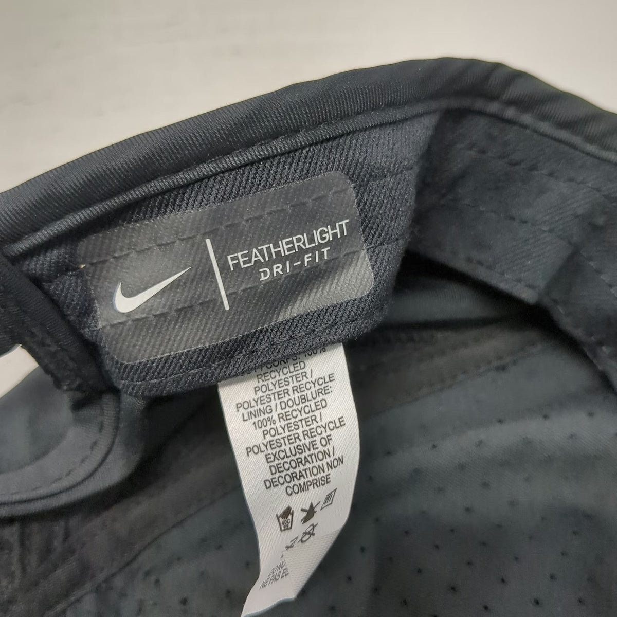 Nike Baseball Cap Black One Size Featherlight Dri-Fit Adjustable Slideback Hat