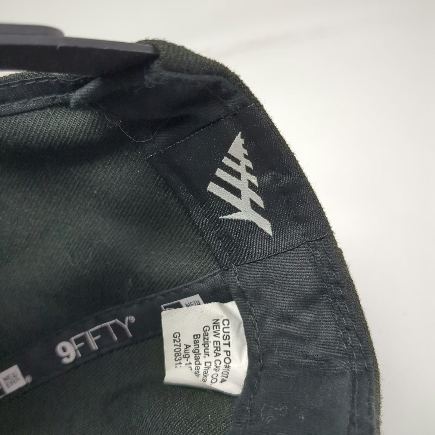 New Era Snapback Hat Black One Size Paper Plane 9FIFTY Flat Brim Stars Stripes