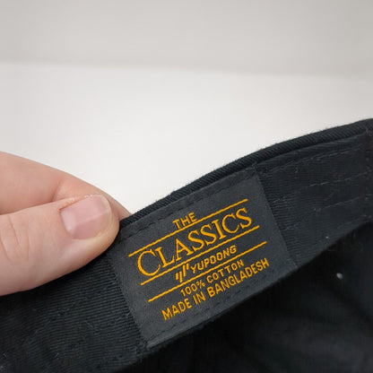 ER Slideback Hat Black One Size Adjustable Embroidered The Classics Yupoong