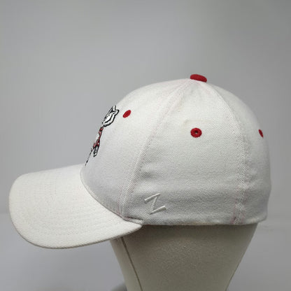 Wisconsin Badgers NCAA Zephyr Cap White L Stretch Fit Bucky Badger Mascot Logo