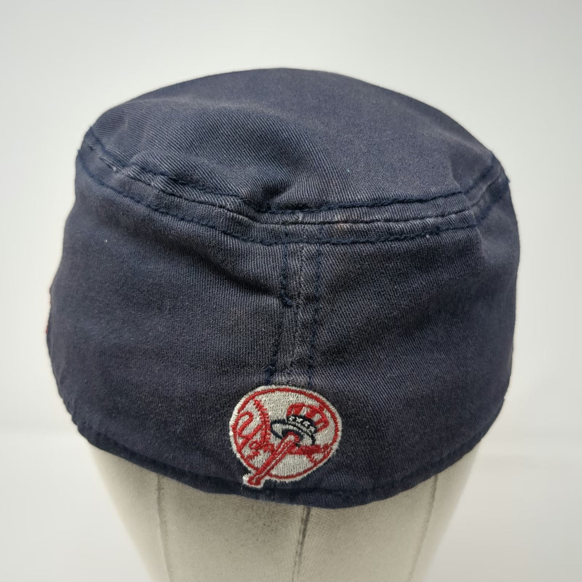 New York Yankees MLB New Era Army Cap Blue L Distressed Patch Stretch Fit Hat