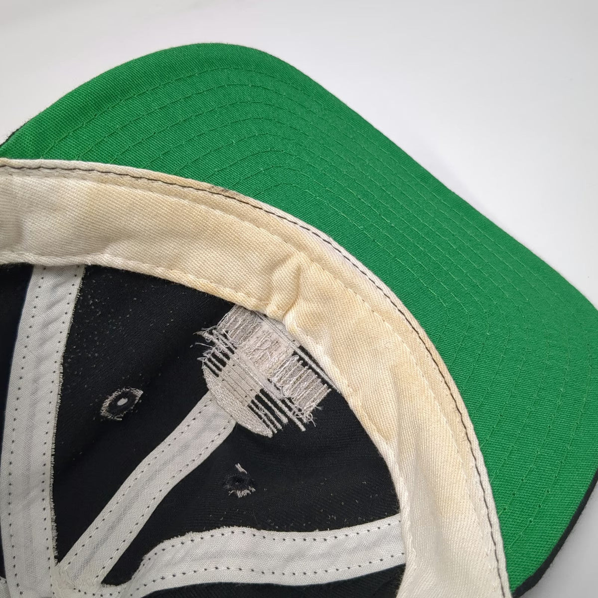 Legacy NCAA MIT Sloan Snapback Hat Black One Size Made in USA Green Underbill