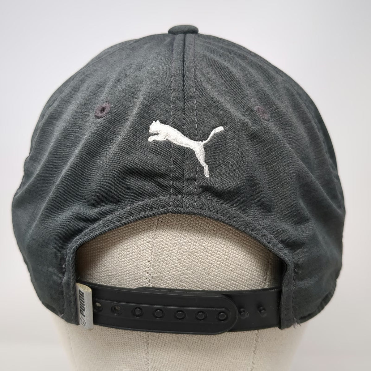 Puma Snapback Gray One Size Golf Hat Tour Exclusive Performance P Logo 110 Cap