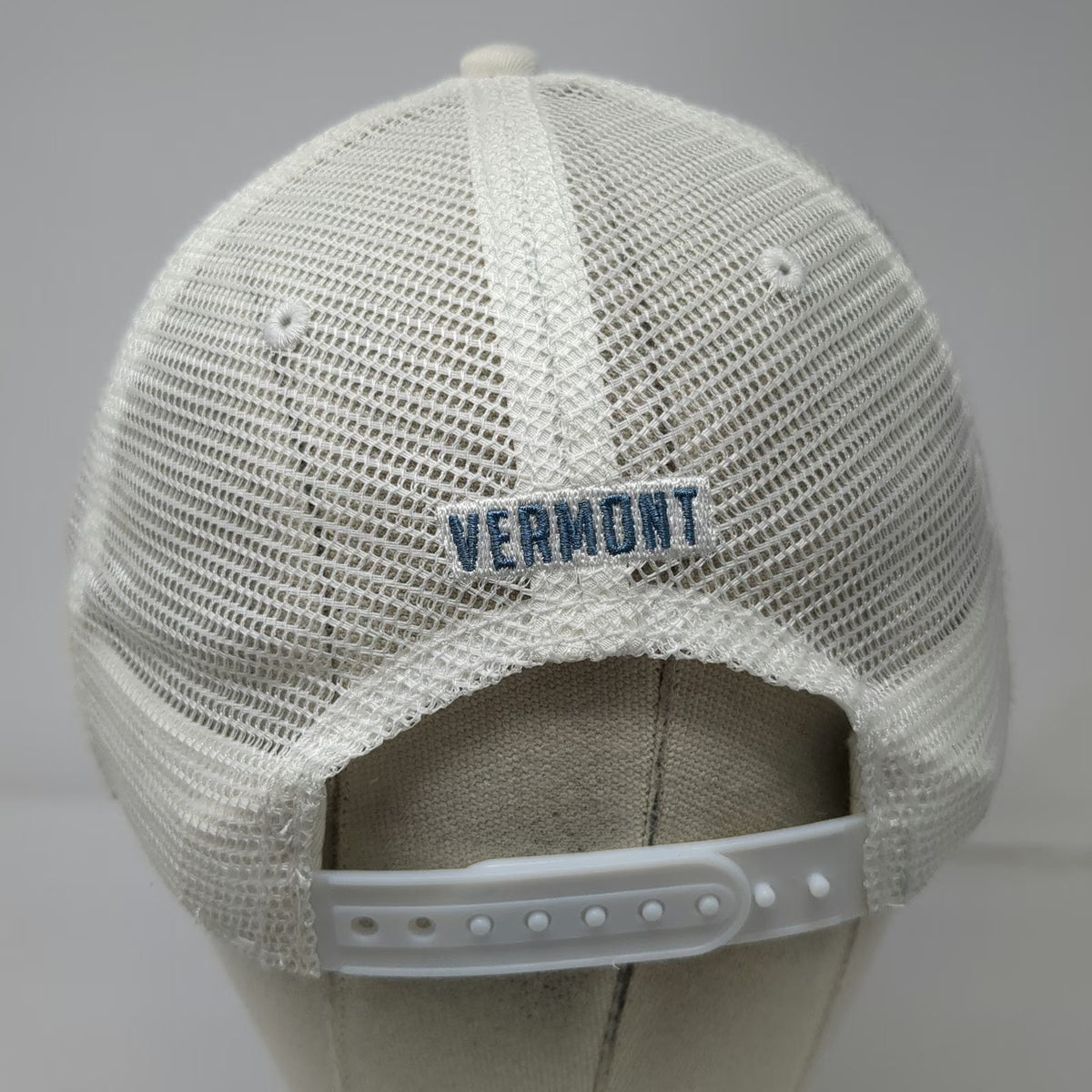 Camp David Trucker Hat Blue Yellow White One Size Stratton Vermont Mesh Snapback