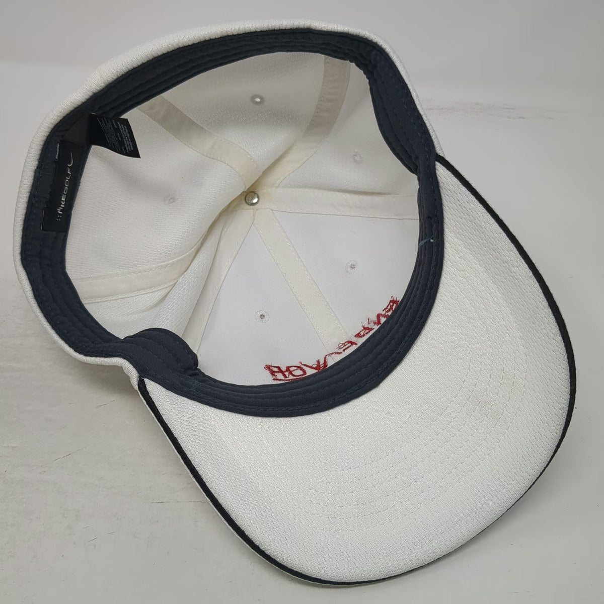 Nike Golf Baseball Cap White XL Fitted Endeavor Logo Textured Athletic Hat