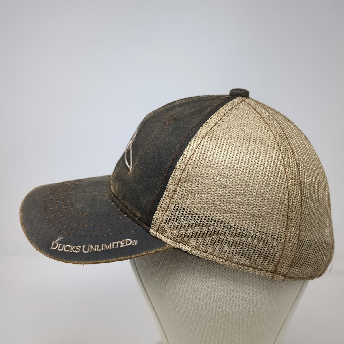 Ducks Unlimited Baseball Cap Brown OSFM Mesh Back Distressed Logo Adjustable Hat