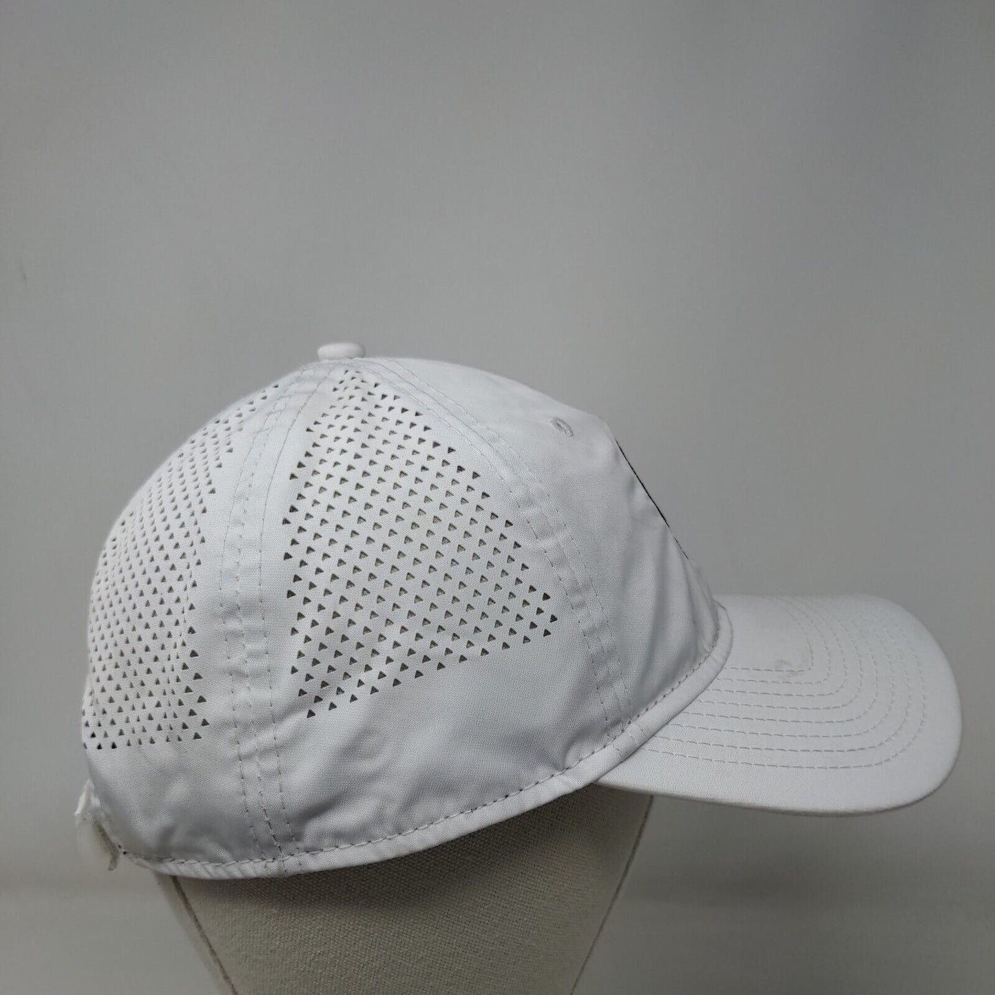 Valencia Trails Racquet Club Srapback Hat White OSFM Adjustable 9 Forty New Era