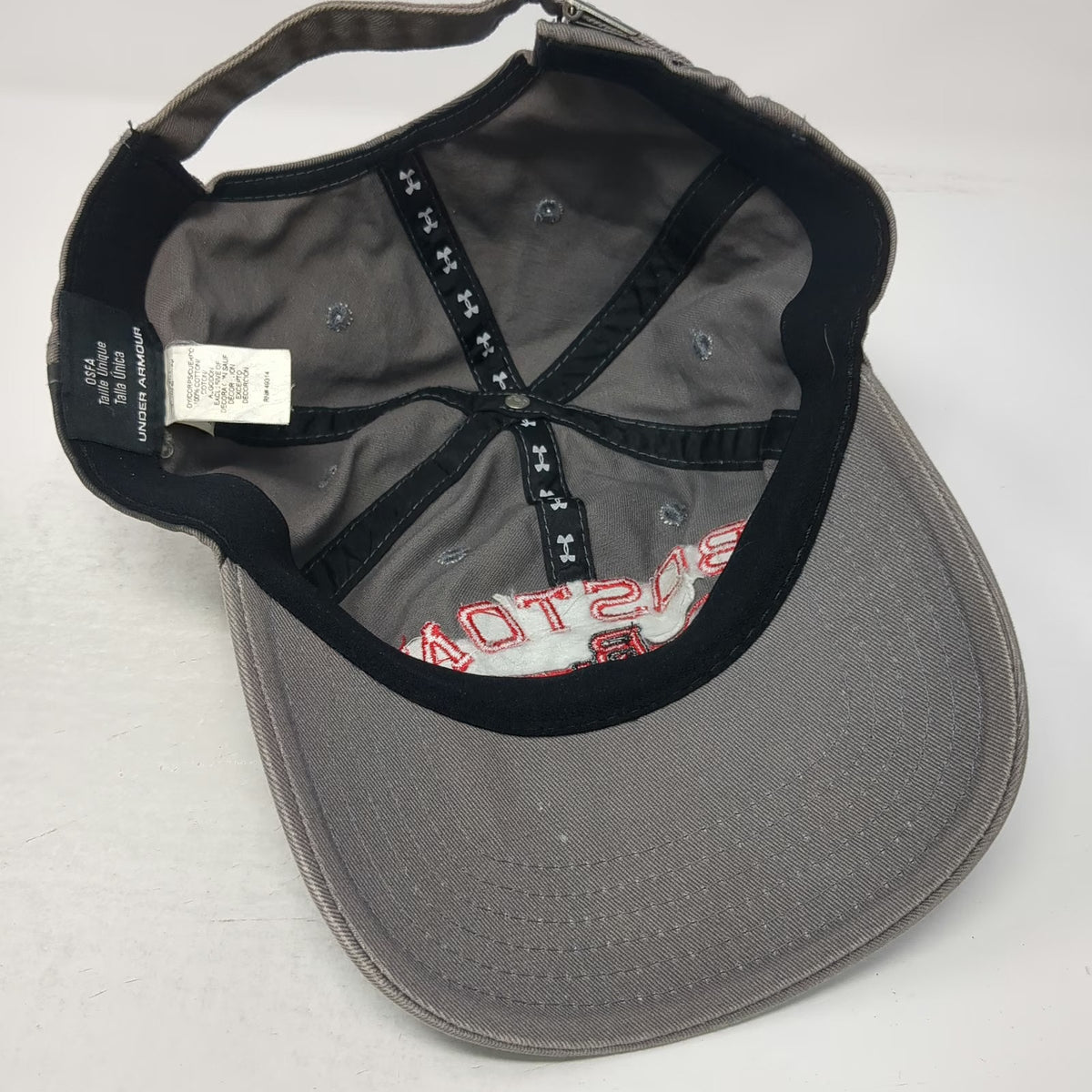 Under Armour NCAA Boston University Cap Gray One Size Slideback BU Logo Red Hat