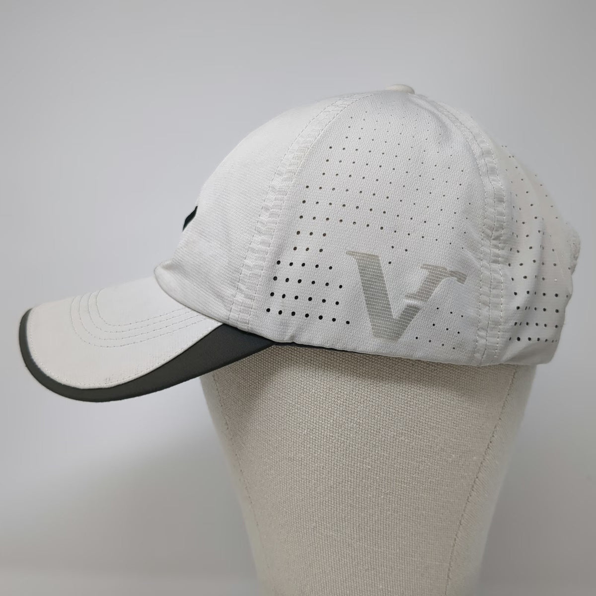 Nike Golf Baseball Cap Beige One Size Perforated 20XI Strapback Hat Swoosh Sport