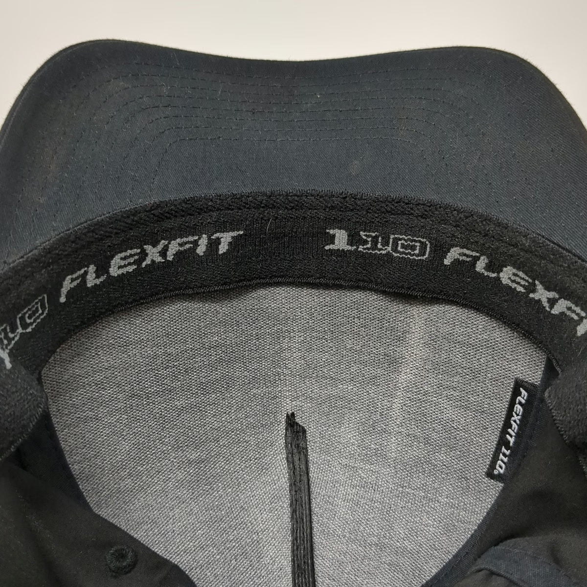 TravisMathew 5 Panel Black One Size Snapback Flexfit 110 Golf Graphic Logo Hat