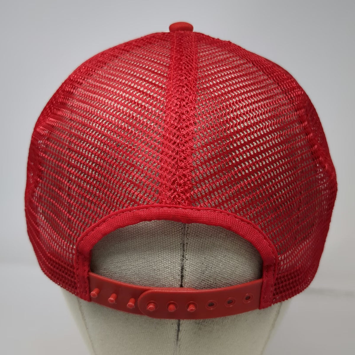 Tyvek Trucker Hat Red White One Size Housewrap Mesh Snapback Construction