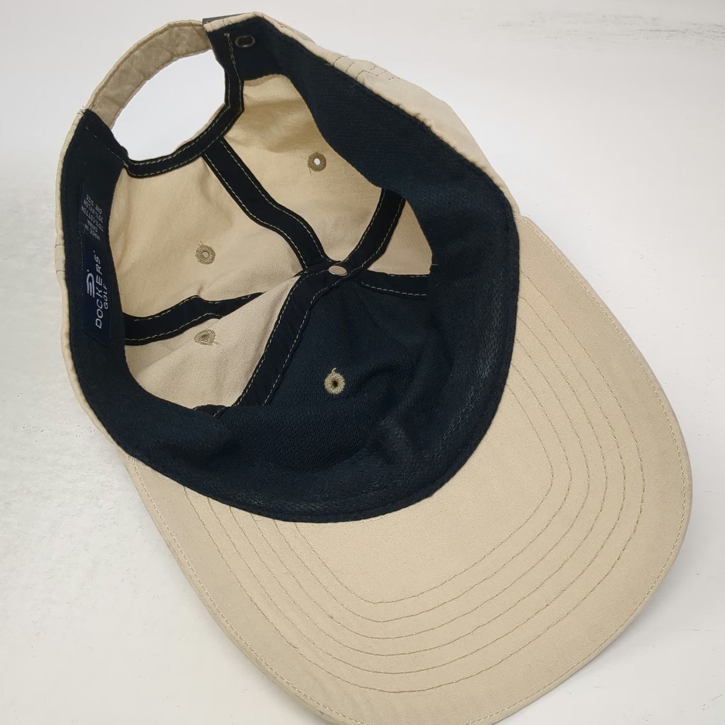 Dockers Baseball Cap Beige One Size Cotton Nylon Blend Slideback Strap Golf Hat