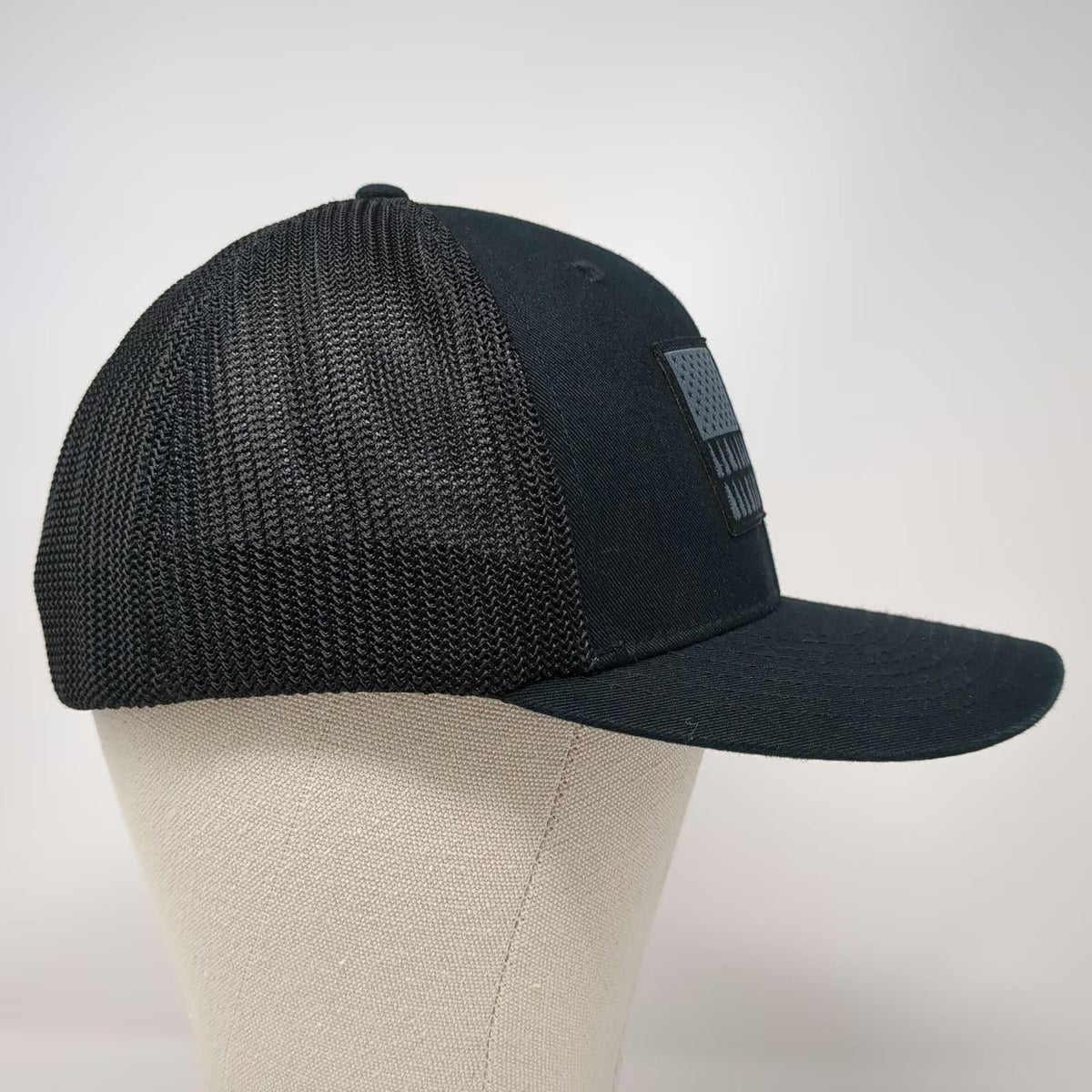 Columbia Baseball Cap Black XL Tree Flag Patch Mesh Back Flexfit Outdoor Hat