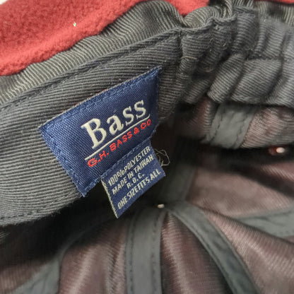 G.H. Bass & Co Trapper Cap Red Fleece Winter Hat Shield Logo Ear Flaps Vintage