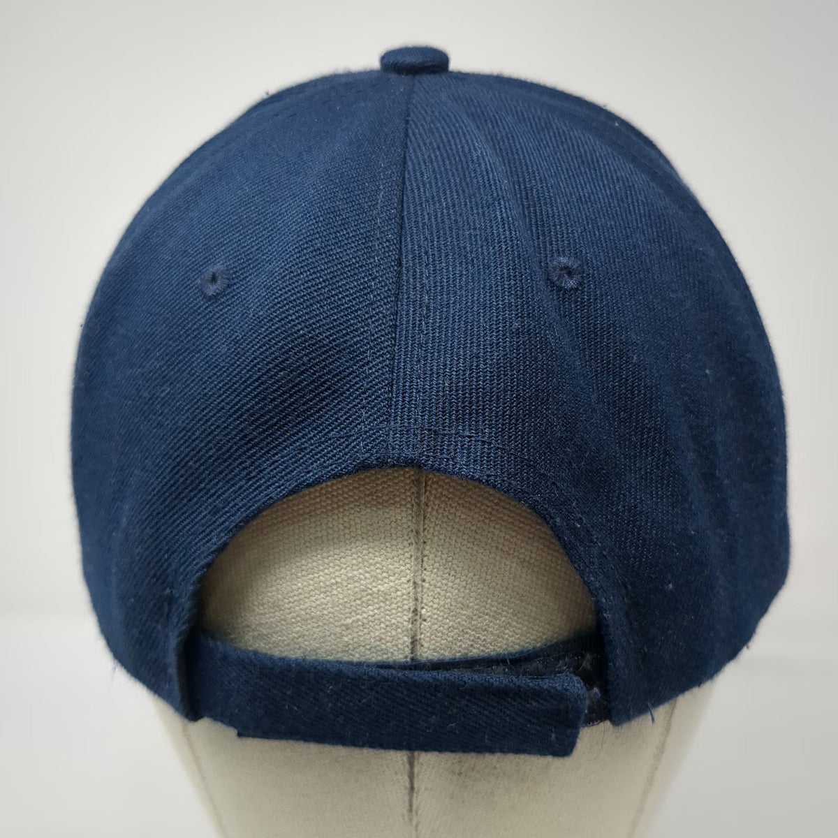 dnata Baseball Cap Blue One Size Strapback 6 Panel Acrylic Logo Aviation hat