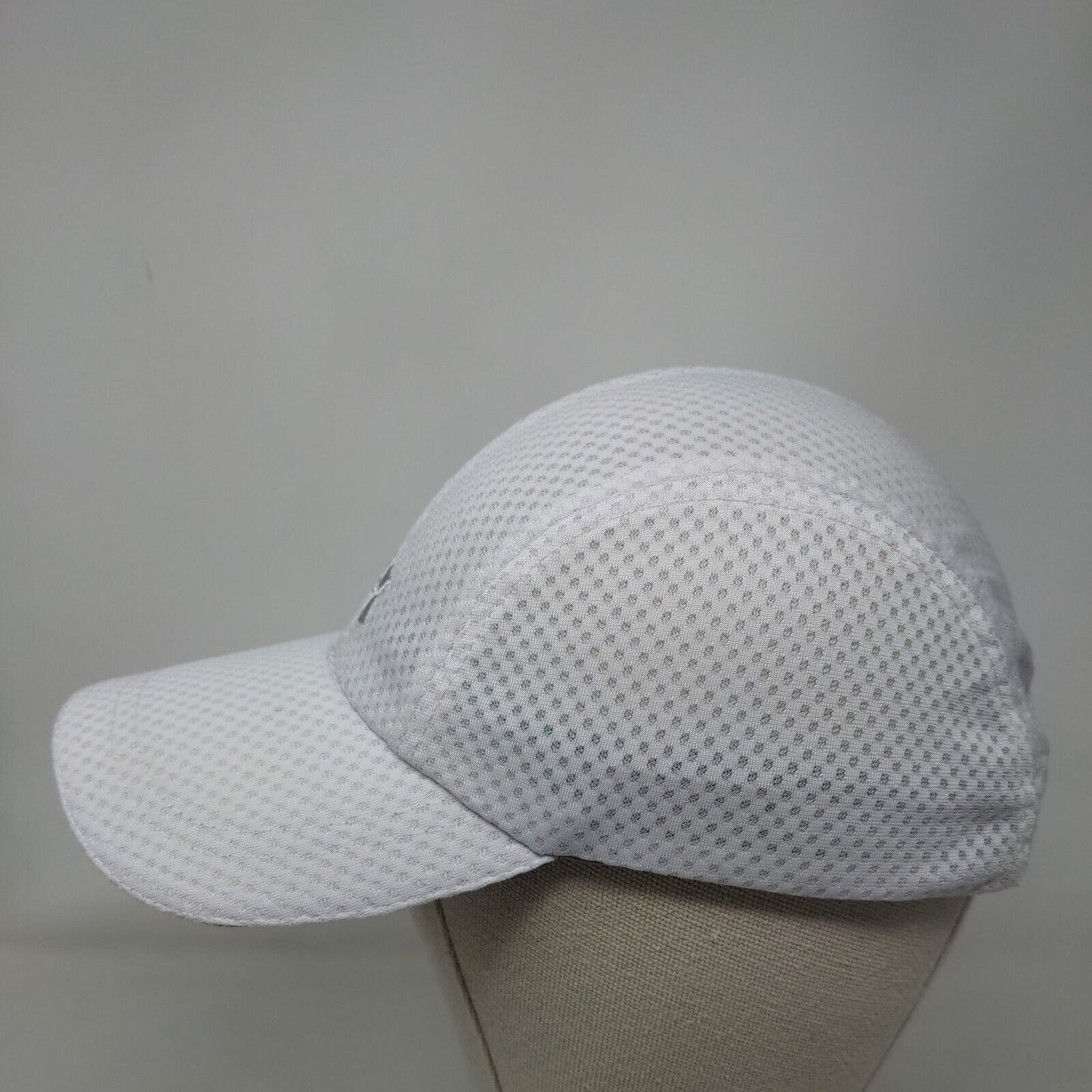 Under Armour Strapback Hat White One Size Embroidered Logo Adjustable