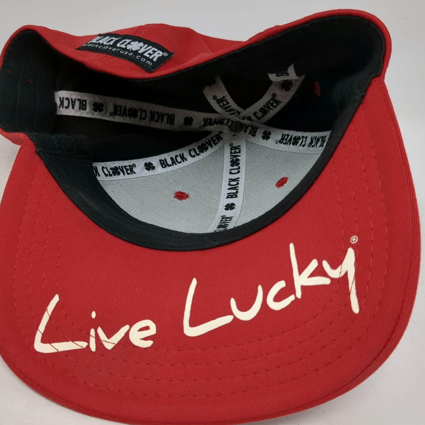 Black Clover Baseball Cap Red M Live Lucky Clover Logo Stretch Performance Hat