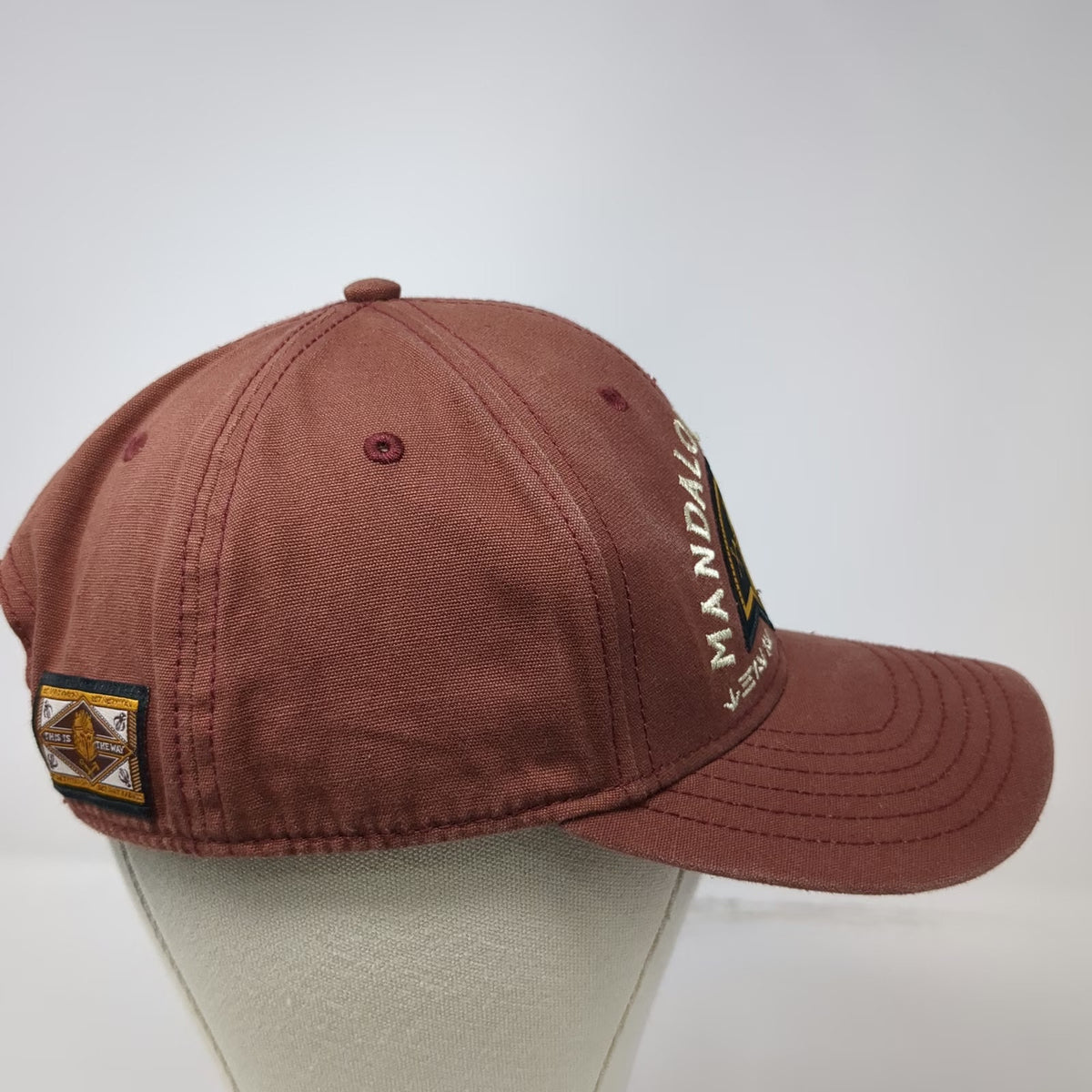 Heroes & Villains Snapback Red One Size Star Wars Mandalorian Mandore Armory Hat