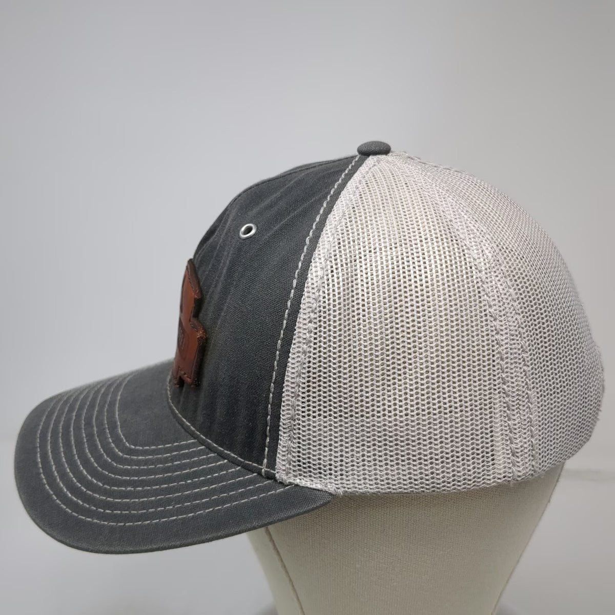 Richardson Trucker Hat Gray White One Size Idaho Steel 1918 Leather Patch Mesh