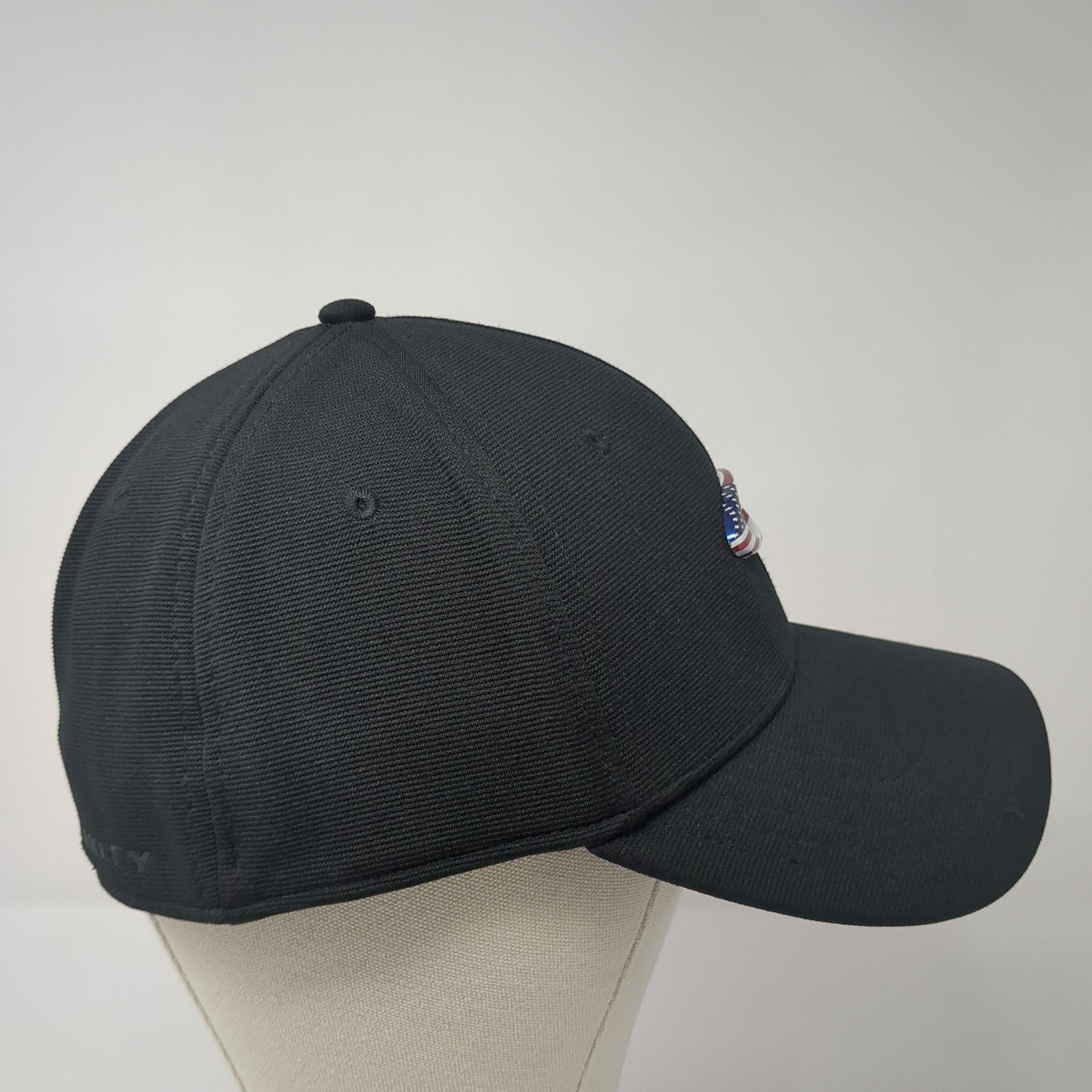 Oakley Logo USA Flag Fitted Hat Black XL Flex Stretch Classic Outdoor
