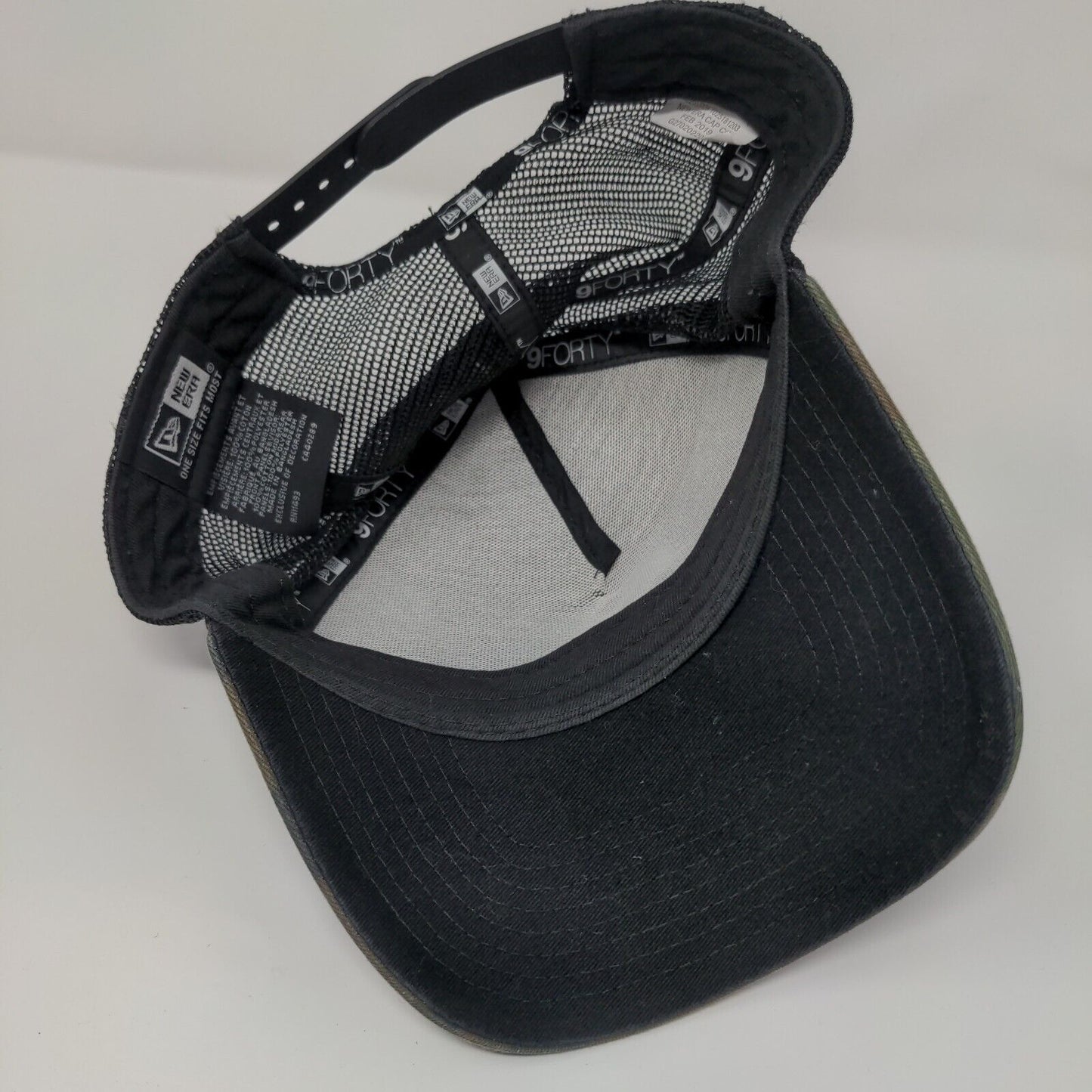 North Shore Lodge Warm Lake ID Snapback Trucker Hat Camouflage OSFM New Era