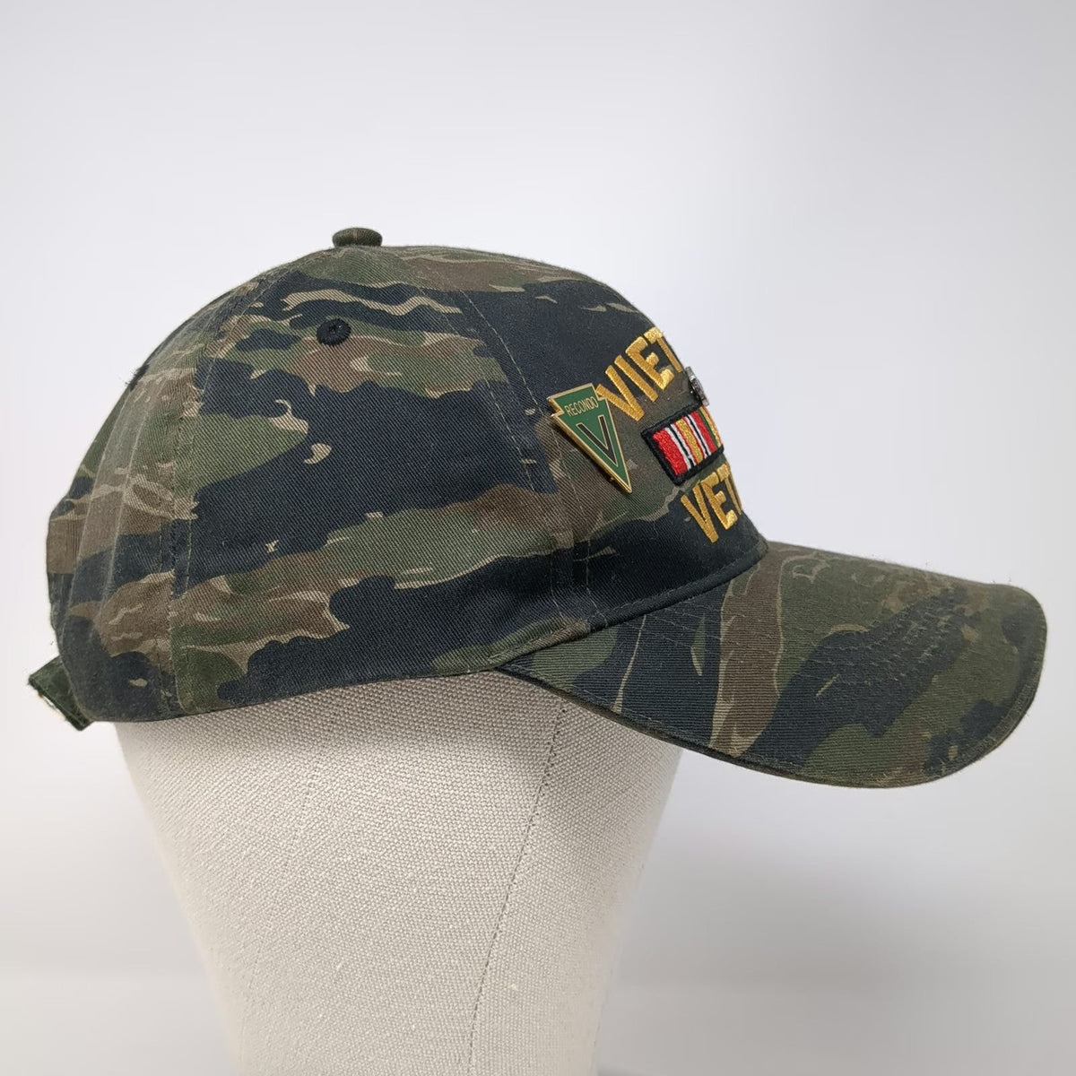 Rothco Vietnam Veteran Baseball Cap Green One Size Tigerstripe Camo Pins Hat