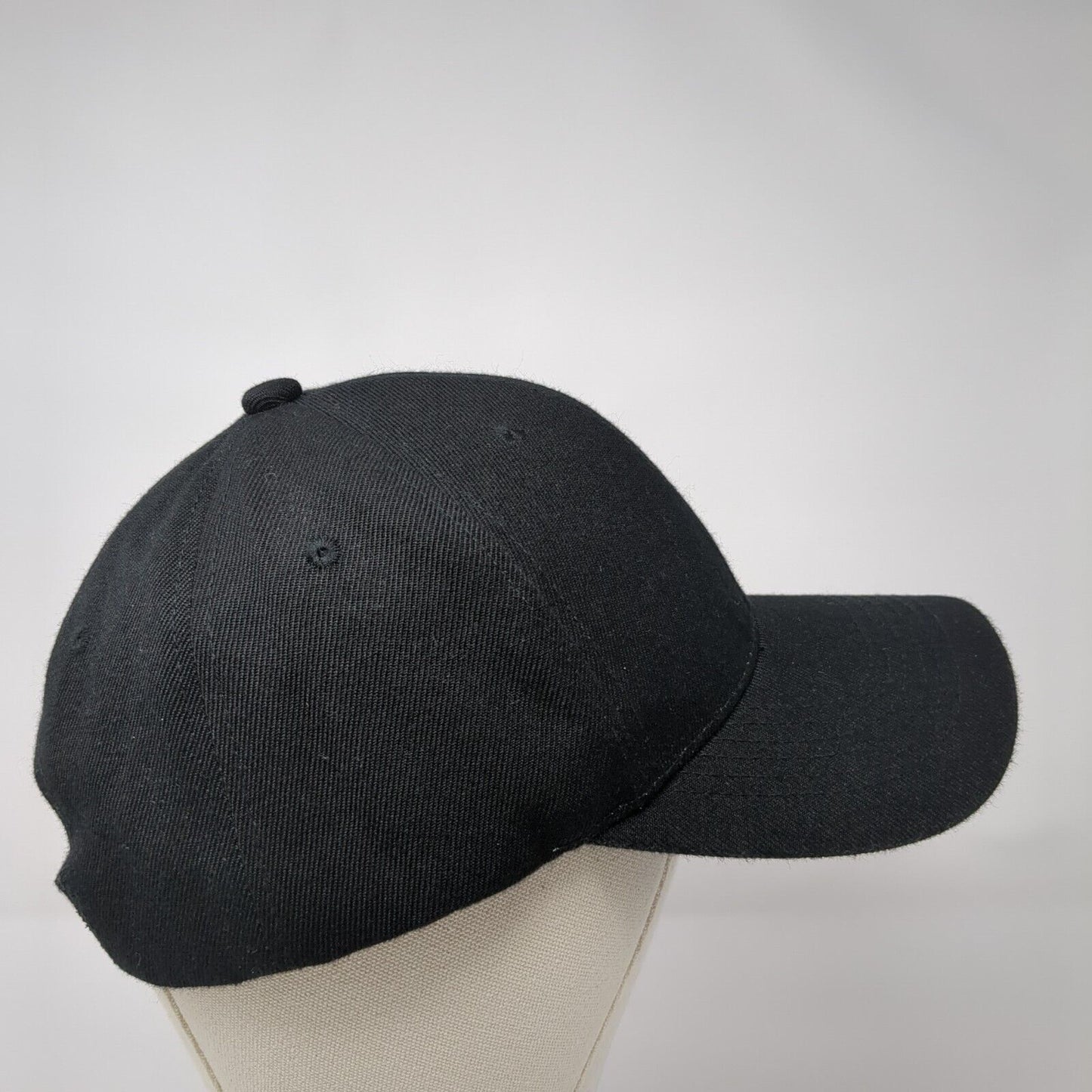 Unbranded Strapback Hat Black One Size 6 Panel Adjustable Blank Solid