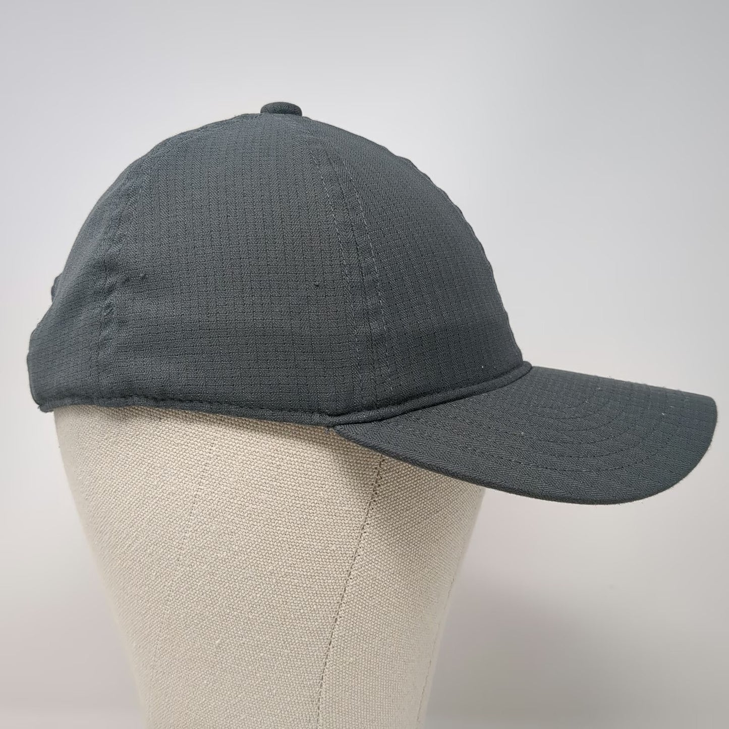 Under Armour Baseball Cap Gray One Size ArmourVent Strapback Textured Active Hat