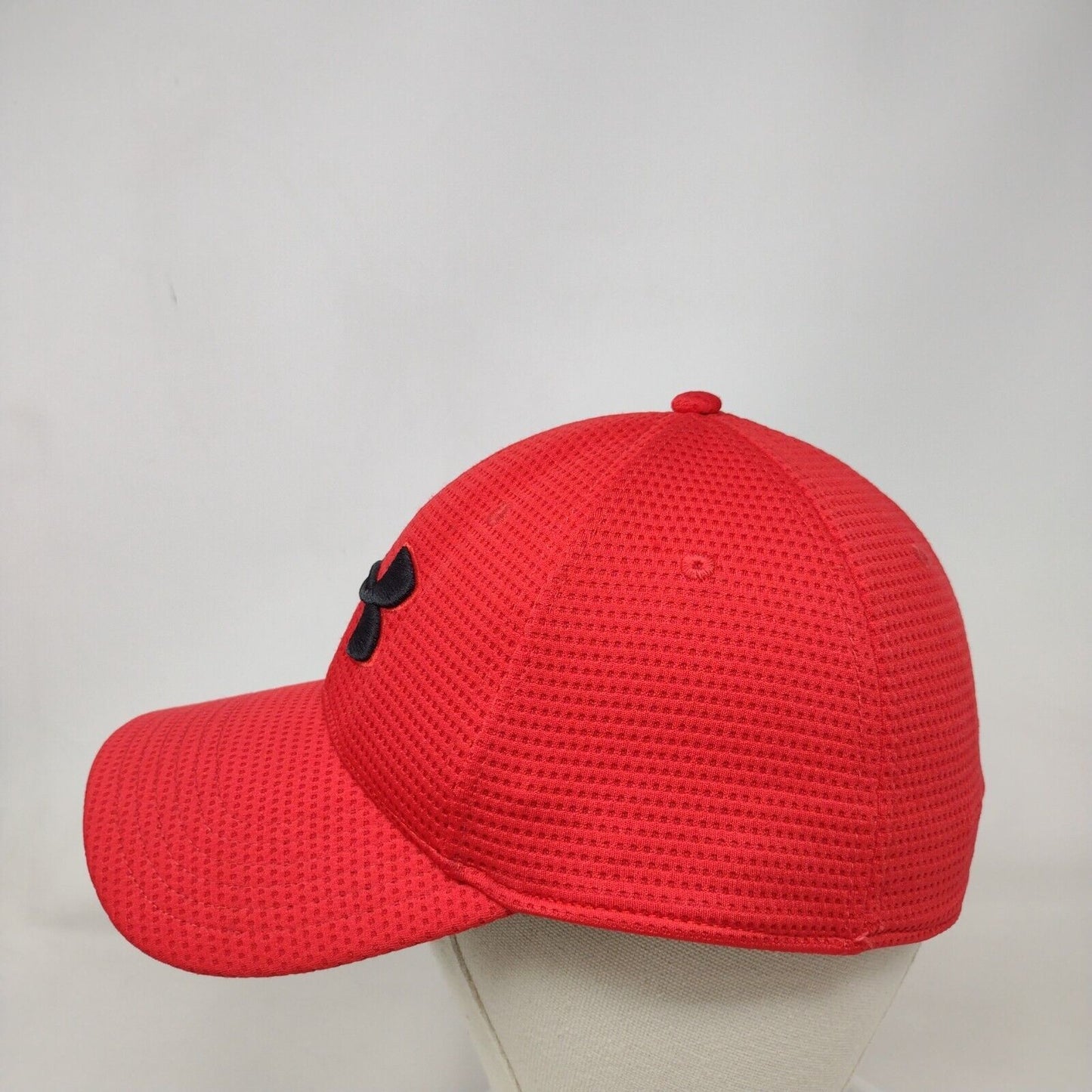 Under Armour Fitted Hat Red Size L/XL Embroidered Logo Breathable 6 Panel