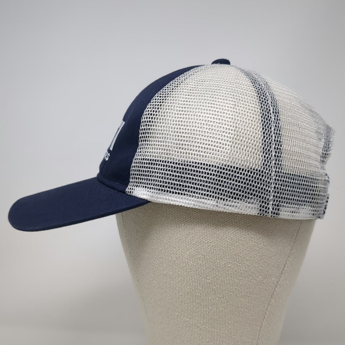 YETI Trucker Hat Blue One Size Snapback Coolers Mesh Green Underbrim Cotton
