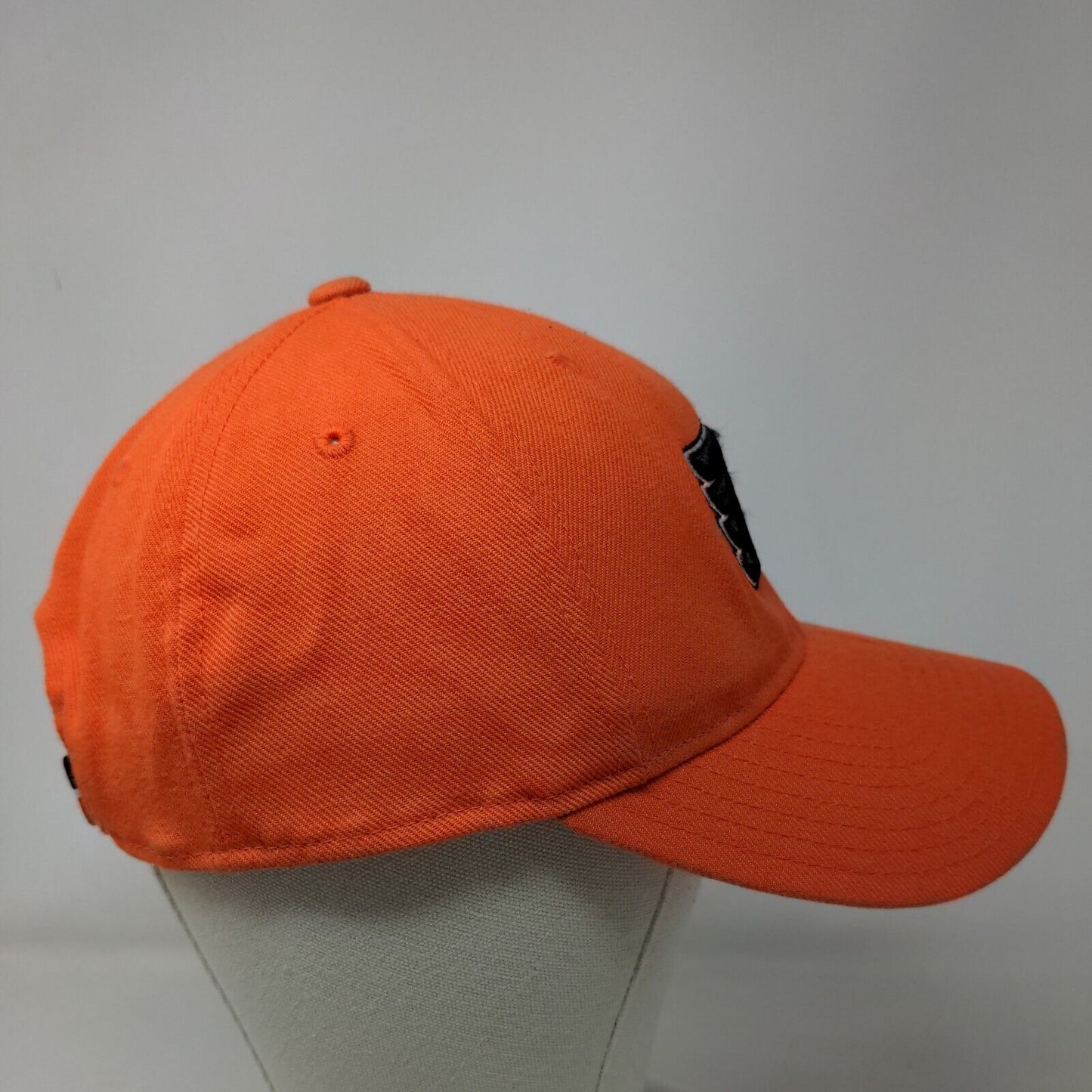 Reebok NHL Men's Strapback Hat Orange OSFA Embroidered Philadelphia Flyers Logo