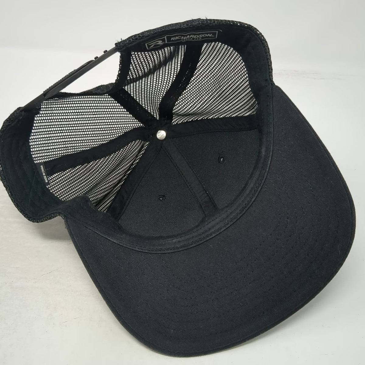 Richardson Trucker Hat Black One Size Googan Baits Mesh Snapback Fishing Tackle