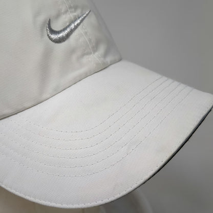 Nike Baseball Cap White One Size Golf Perforated Silver Swoosh Strapback Hat
